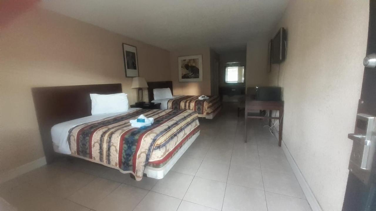Apm Inn & Suites - Jacksonville Zewnętrze zdjęcie