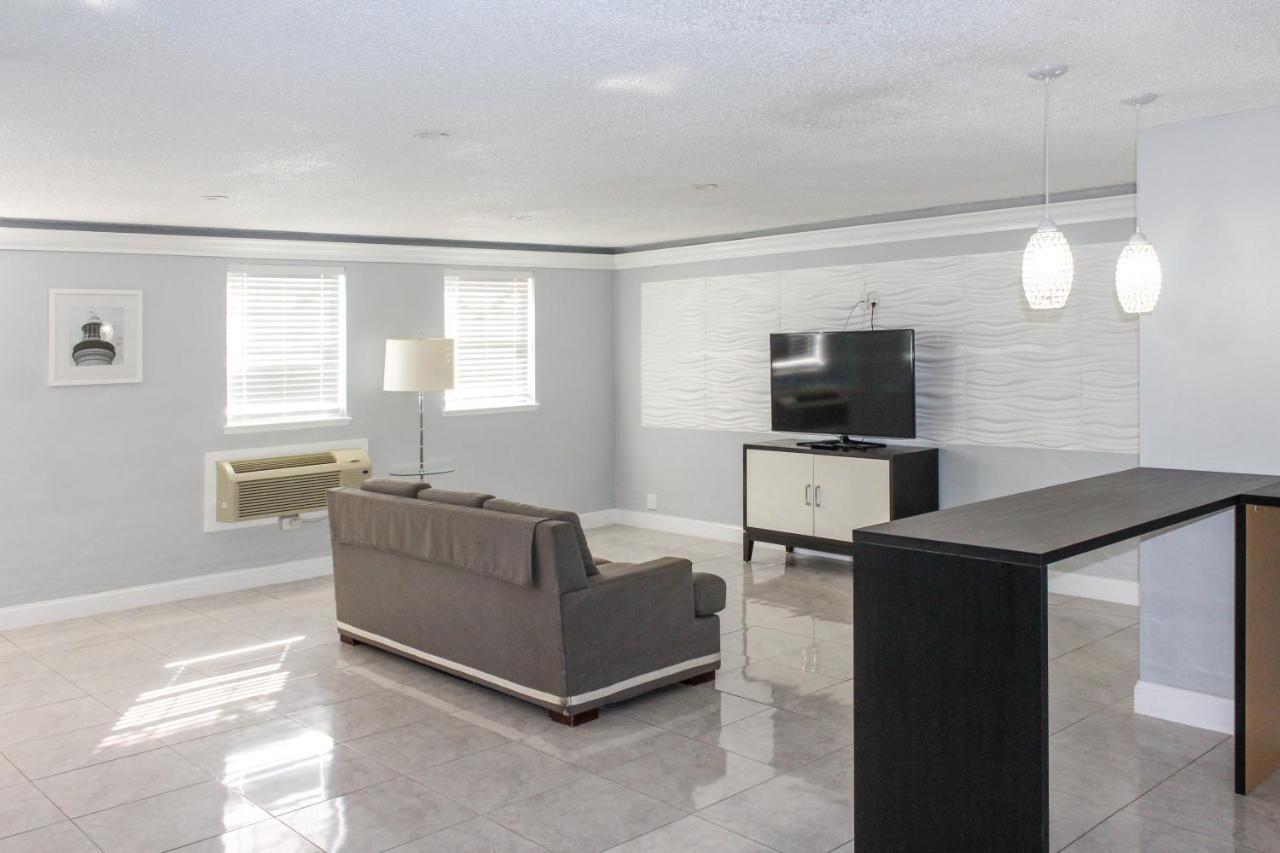 Apm Inn & Suites - Jacksonville Zewnętrze zdjęcie