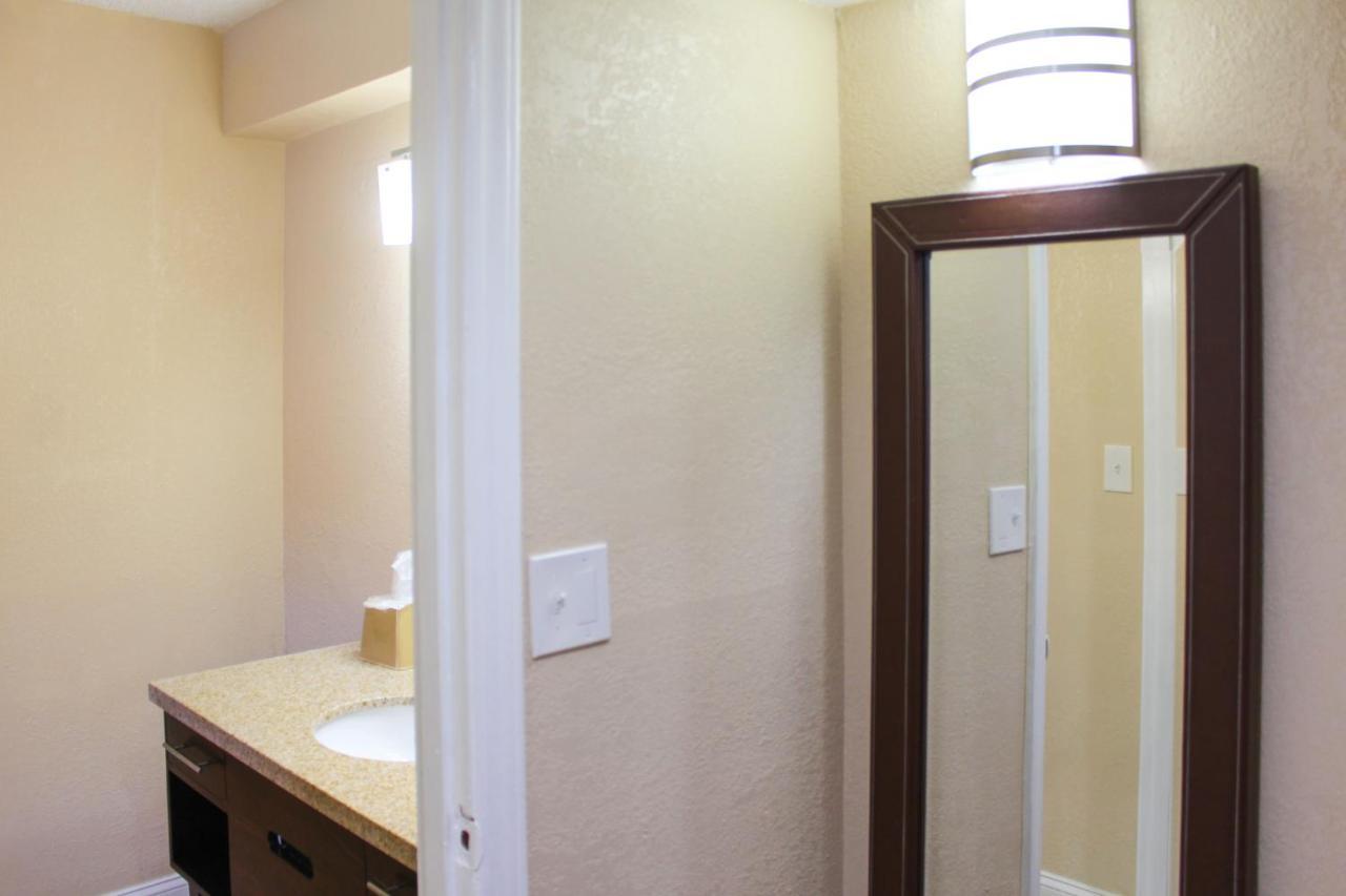 Apm Inn & Suites - Jacksonville Zewnętrze zdjęcie